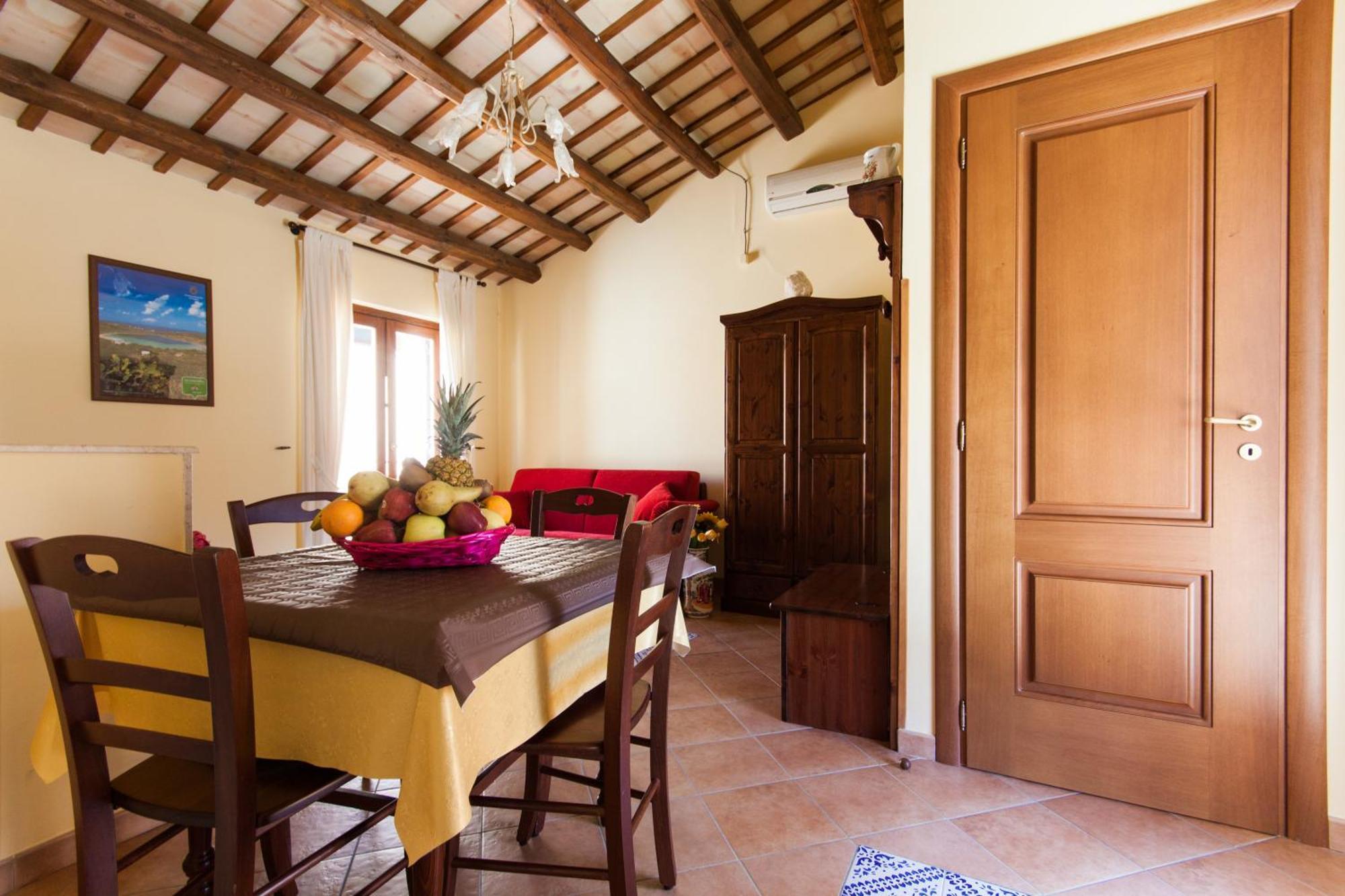 Casa Vacanze S. Marco Valderice Oda fotoğraf