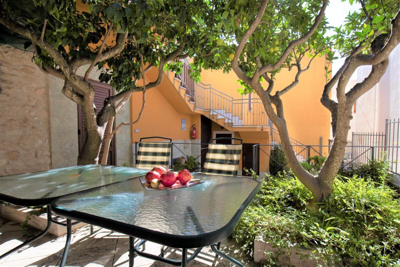 Casa Vacanze S. Marco Valderice Dış mekan fotoğraf